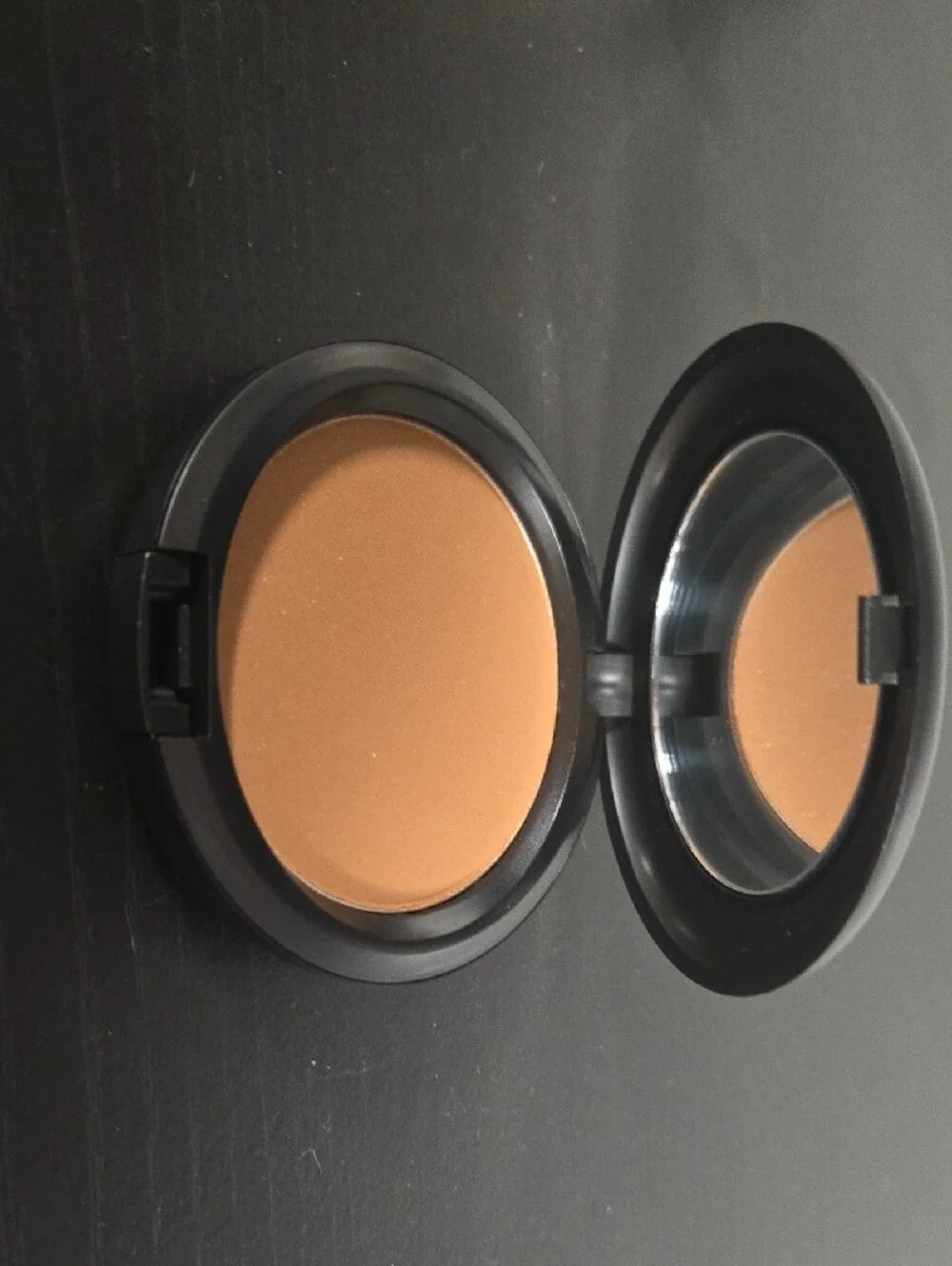 Refined Golden Bronzing Powder Compact NIB *RARE* DISCONTINUED *HTF*
